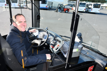 Emissionsfrei unterwegs: Busfahrer in Hürth