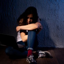 Verängstigtes Mädchen