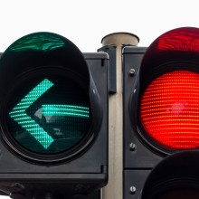 Ein KI-Ampel sorgt für Staus und für Autofahrer, die lieber einen Umweg fahren