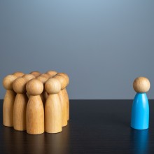 Schafft eine Arbeitspflicht für Bürgergeld-Empfänger die nötige Integration und Wiedereingliederung in den Arbeitsmarkt? Eine Kommune geht voran und löst eine deutschlandweite Diskussion aus!