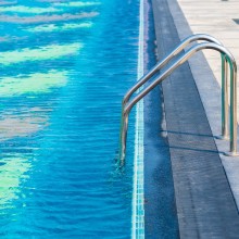 Bürokratie zum Abgewöhnen – Warum eine Gemeinde Geld gespart hat, weil sie auf Fördermittel für ihr Schwimmbad verzichtet hat.